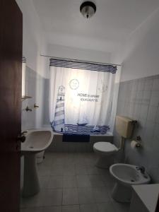 Kylpyhuone majoituspaikassa Apartamento Rosa