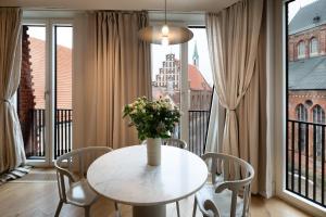 Balkón nebo terasa v ubytování Redstone Apartments