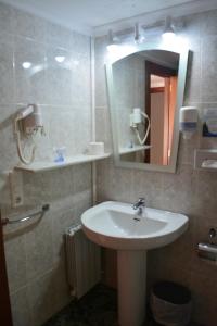 Koupelna v ubytování Hotel L'Escala