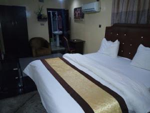 Postel nebo postele na pokoji v ubytování Nest Spa And Suites - Standard Executive