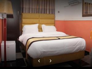 Postel nebo postele na pokoji v ubytování Nest Spa And Suites - Standard Executive