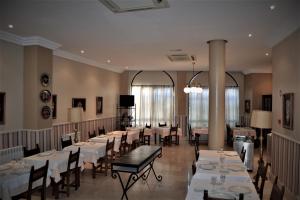 Restaurace v ubytování Hotel Villegas