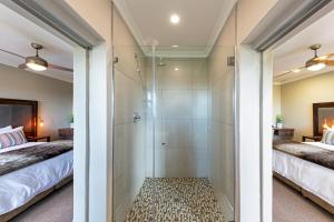 Postel nebo postele na pokoji v ubytování Intle Boutique Hotel