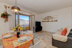 Et opholdsområde på Garden Residence Malcesine Lake View