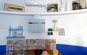 Una cocina o zona de cocina en Casas Rurales Lagunas de Ruidera - Piscina