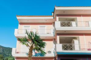 Φωτογραφία από το άλμπουμ του Dionysos Studios Apartments Nidri Lefkas στο Νυδρί