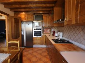 A kitchen or kitchenette at Casal Pedrajás