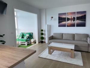 A seating area at Apartment inside the wave II studio