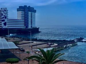 A general sea view or a sea view taken from Az apartmant
