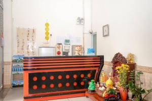 a room with a large abacus sidx sidx sidx sidx at Ngoc Ha Hotel 2 in Hai Phong