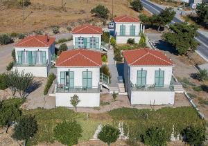 an overhead view of a row of houses at Ampeloessa Village in Kornós