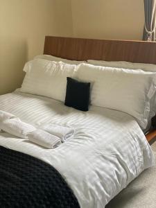 Ein Bett oder Betten in einem Zimmer der Unterkunft My Comfy Apartment