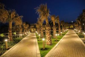 Zahrada ubytování Dhafra Beach Hotel