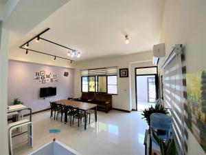 Televisyen dan/atau pusat hiburan di 漫步悠閒民宿