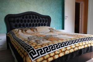 A bed or beds in a room at Cà Dea