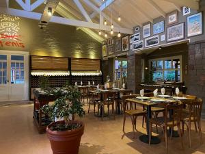 En restaurant eller et andet spisested på Tennis Ranch Pinamar