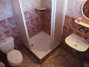 A bathroom at Hotelik Centrum