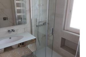 A bathroom at Casadianna Még 13 kép