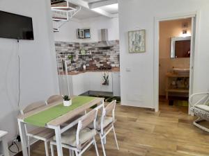 Kuchyňa alebo kuchynka v ubytovaní Baglio Reale Apartments