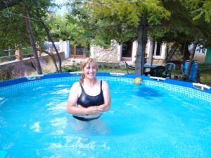 Piscina a Casa Rural Chulilla o a prop