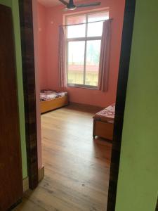Gallery image of Peaceful 2BHK Entire Apartment in Bhairahawa with AC, Kitchen & Fast Internet in Bhairāhawā