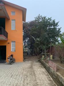 Photo de la galerie de l'établissement Peaceful 2BHK Entire Apartment in Bhairahawa with AC, Kitchen & Fast Internet, à Siddharthanagar