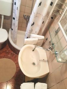 Kúpeľňa v ubytovaní Apartments Milostić