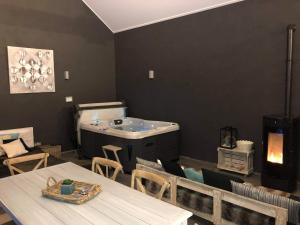 Gallery image of Le petit studio de l'espace bien être in Libin