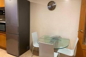 Kuchyň nebo kuchyňský kout v ubytování Apartamento Miramar . Amplitud y Comodidad