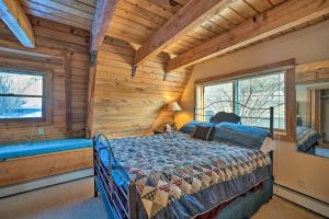 Gallery image of Unique Cabin with Indoor Pool and Mountain Views! in Livingston +36 photos