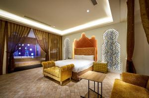 Posezení v ubytování Takao Love Motel