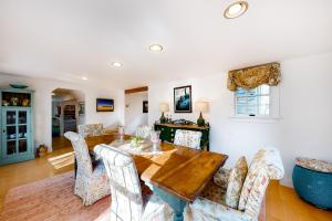 Φωτογραφία από το άλμπουμ του Pine Street Haven σε Edgartown