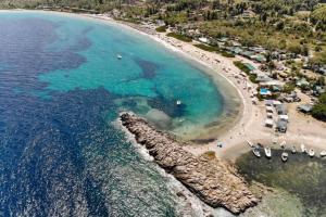 Gallery image of Beach Stone Mezonete 5min from the Golden Xenia beach in Paliouri