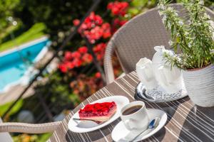 Bassein majutusasutuses Garni Hotel Am Meilenstein või selle lähedal