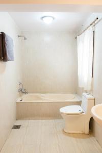 Bagno di Everland Kathmandu Hotel