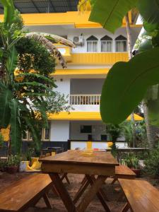 Hope Hostels, Varkala - Helipad的阳台或露台