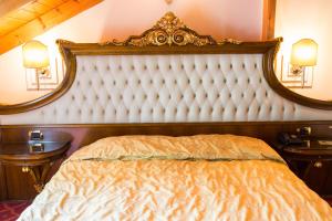 Postel nebo postele na pokoji v ubytování Alexios Luxury Hotel