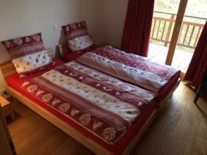 Ski Paradise SP 012 - MOUNTAIN apartment 8 pers房間的床