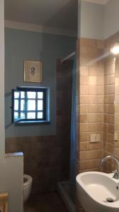 Ett badrum på Casale di Befania