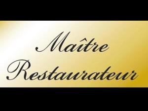 a sign that reads a native restaurant with handwriting at Logis Hôtel Les 3B in Nouilhan