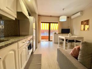 Neptuno Daro Apartments, Castell-Platja dAro – Bijgewerkte ...