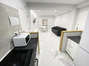 Kuchyňa alebo kuchynka v ubytovaní Apartamento San Félix, Playa La Caleta