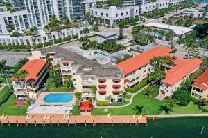 Gallery image of Fort Lauderdale Yacht and Beach Club 416 in Fort Lauderdale