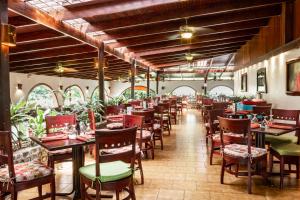 Restaurace v ubytování Tilajari Hotel Resort