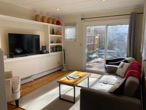 Gallery image of East Side Private Apartment in Providence