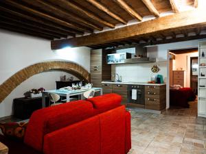 Kuchyňa alebo kuchynka v ubytovaní Bargello House by FrancigenaApartments