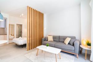 Posteľ alebo postele v izbe v ubytovaní WintowinRentals Apartamento sostoa 156