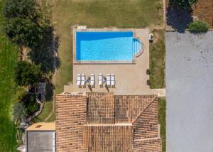 Bazén v ubytování Villa Can Canavaret by SunVillas Mallorca nebo v jeho okolí