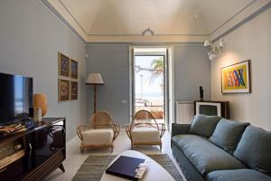 Televiisor ja/või meelelahutuskeskus majutusasutuses Casa Giolì - a pochi passi dal mare +13 fotot