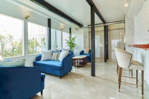 Posezení v ubytování HOTEL HIMALAYA SEA + 24 fotografií